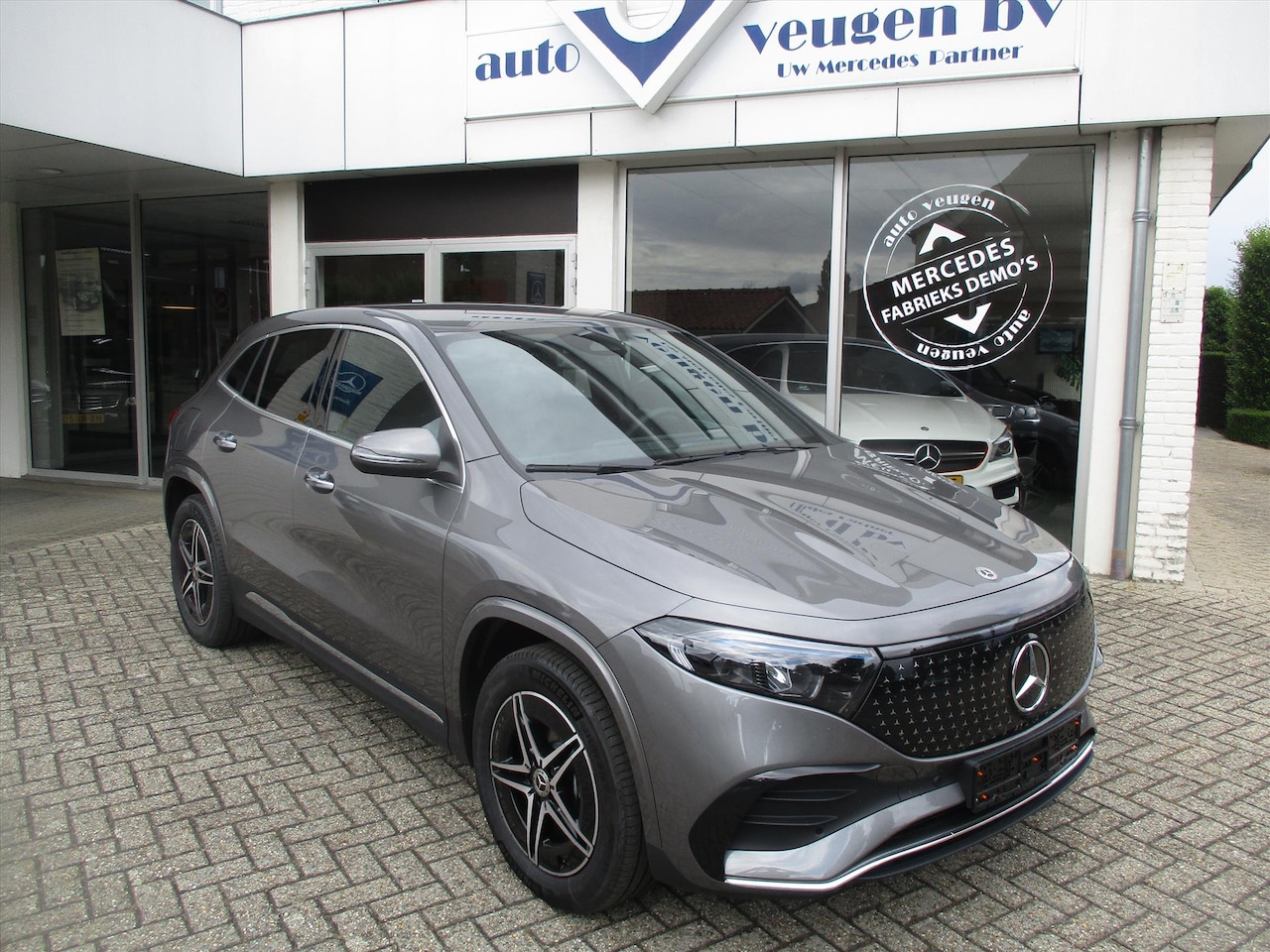 Mercedes-Benz EQA - 250+ 190pk AMG Line 71 KWH/ DISTRONIC / TREKHAAK - AutoWereld.nl