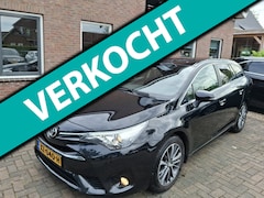 Toyota Avensis Touring Sports - 1.8 VVT-i SkyView Edition. O.a. camera, bluetooth, cruise, navi, stoelverwarming, etc Incl