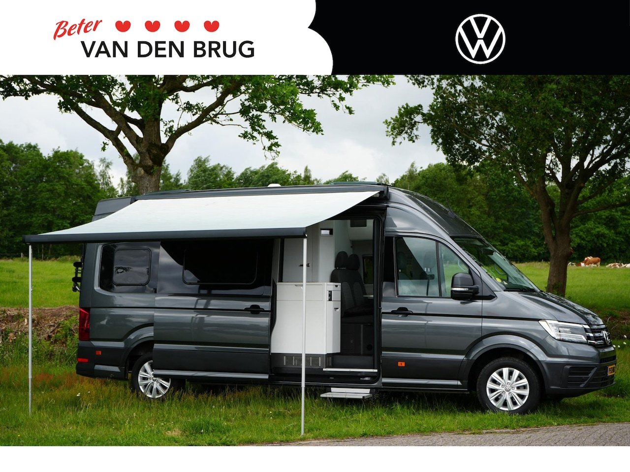 Volkswagen Crafter - Grand California 680 2.0 TDI 177PK AUTOMAAT | 2-persoonsbed | Draaistoelen | Fietsendrager - AutoWereld.nl