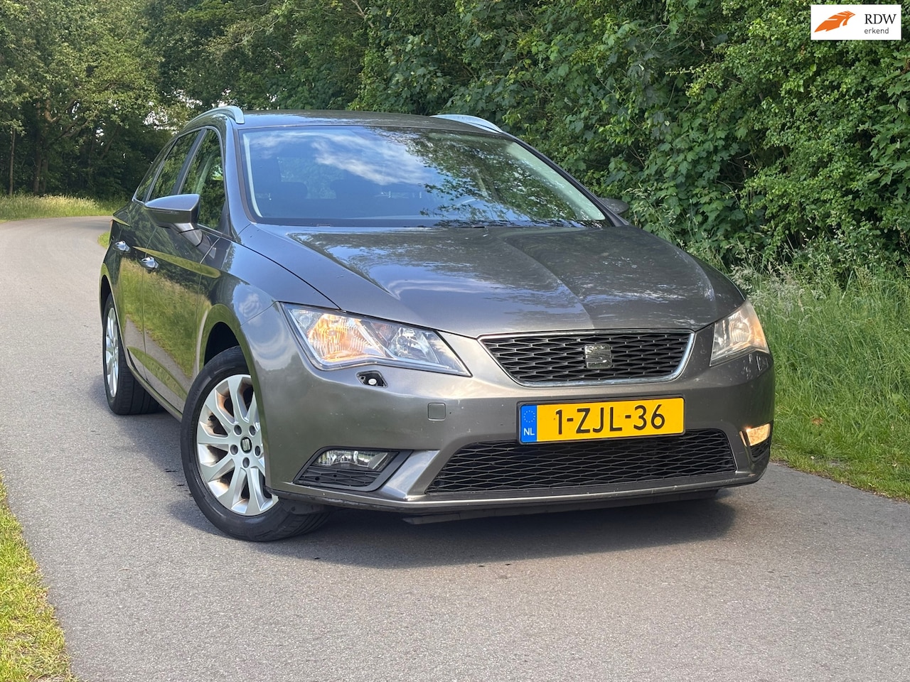 SEAT Leon ST - 1.2 TSI Reference Business | Airco + Cruise control Nu € 5.475,- !!! - AutoWereld.nl