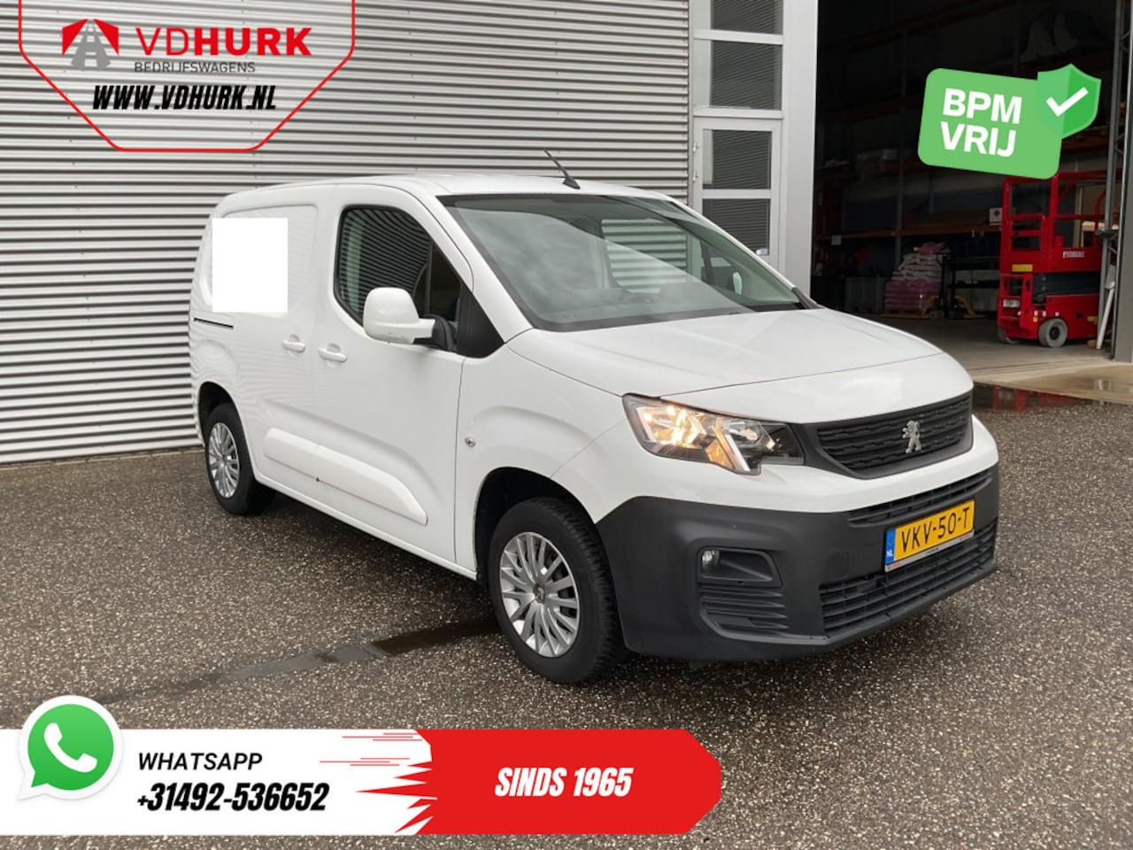 Peugeot Partner - 1.5 HDI Carplay/ 3Pers./ Airco/ Cruise/ PDC/ Trekhaak - AutoWereld.nl