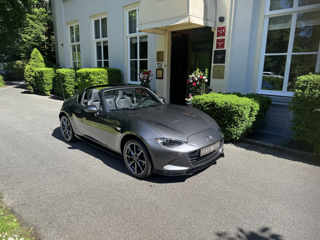 Mazda MX-5 RF - 2.0 SkyActiv-G 184 GT-M 2.0 SkyActiv-G 184 GT-M, Recaro - AutoWereld.nl