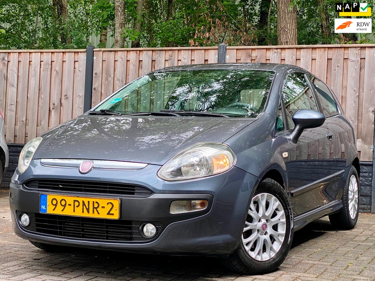 Fiat Punto Evo - 1.3 M-Jet Dynamic NL Auto I APK I AIRCO I NETTE AUTO - AutoWereld.nl