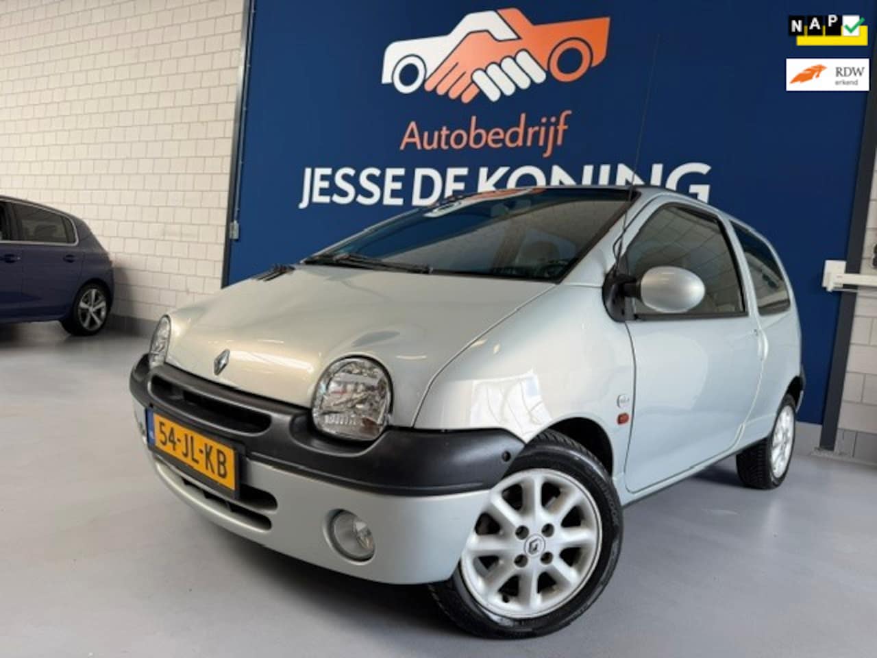 Renault Twingo - 1.2-16V Initiale. Airco. NAP met 120.942 km. APK tot 10-2026. - AutoWereld.nl