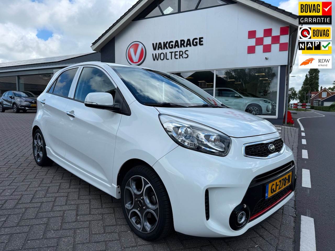 Kia Picanto - 1.2 CVVT SportsLine RIJKLAARPRIJS! - AutoWereld.nl
