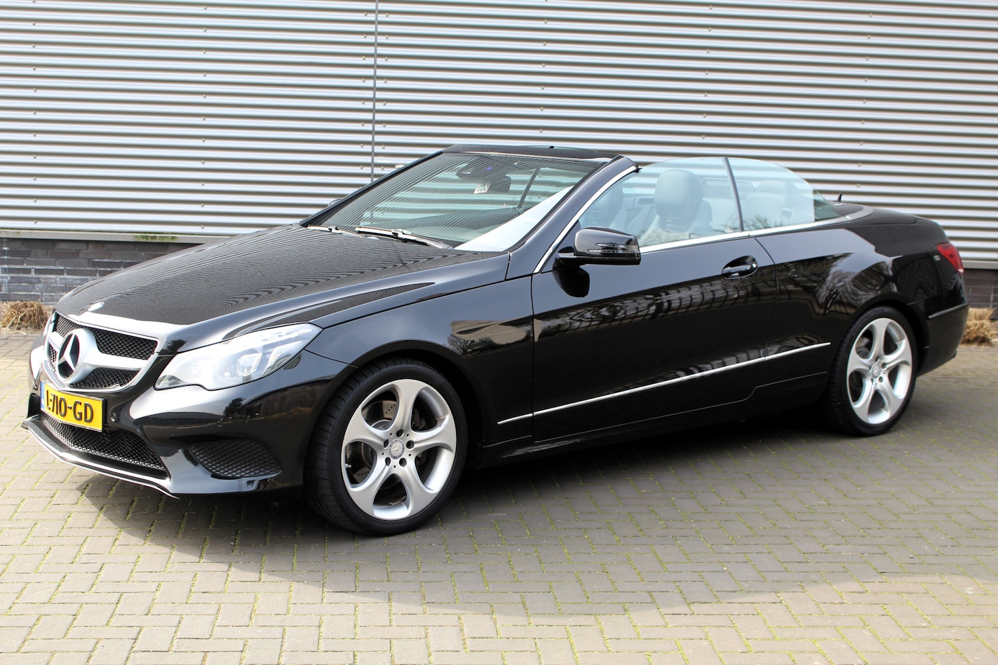 Mercedes-Benz E-klasse Cabrio - 200 Prestige I NAVI I TREKH.I CRUISE I LEER I - AutoWereld.nl