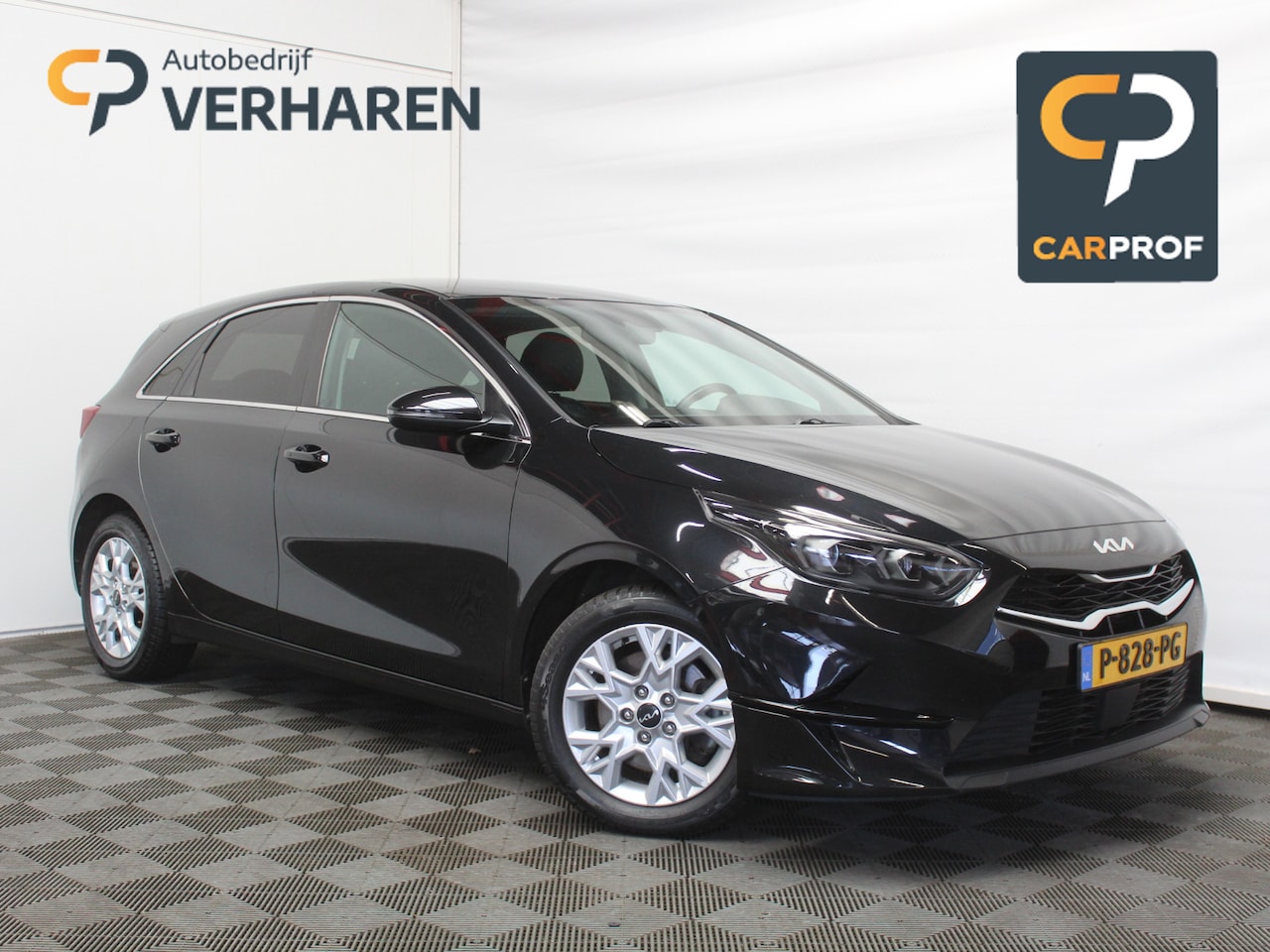 Kia Cee'd - Ceed 1.5 T-GDi MHEV DynamicPlusLine CAMERA | CARPLAY | LMV16 | AUTOMAAT | AFNBTRHAAK | LED - AutoWereld.nl