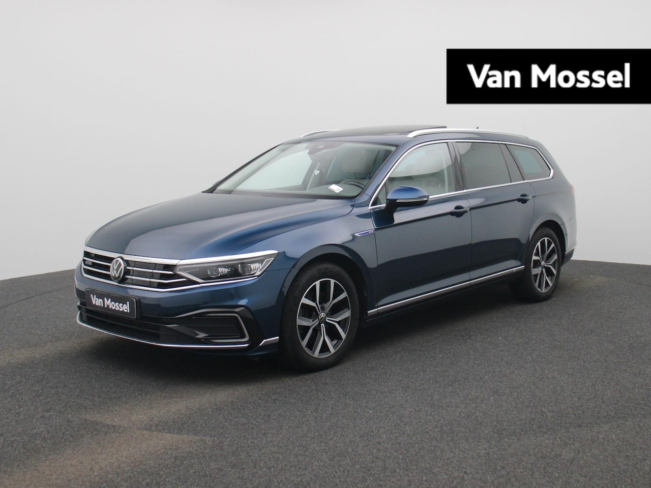 Volkswagen Passat Variant - 1.4 TSI PHEV GTE Business 218 PK| Panoramadak | Dealeronderhouden | Wit Leder Interieur | - AutoWereld.nl