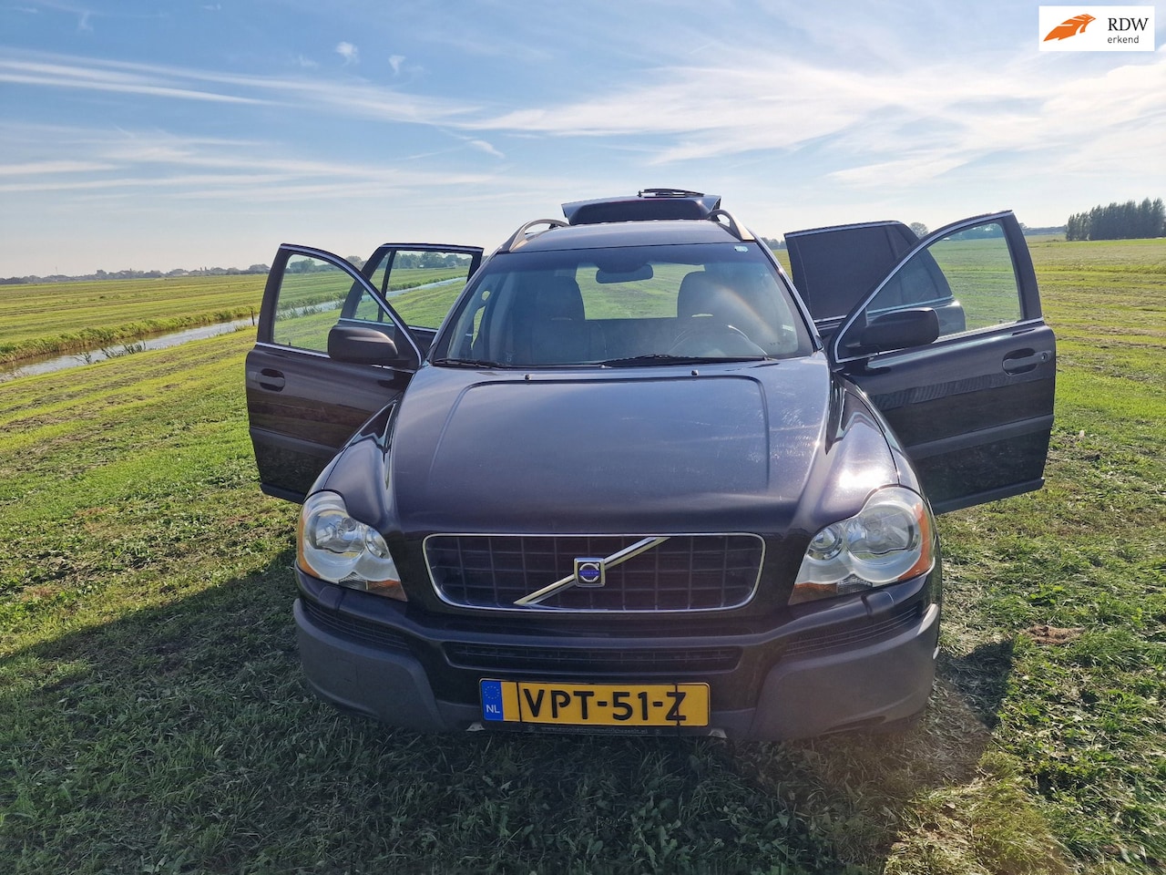 Volvo XC90 - diesel bouwjaar2003 grijs kenteken Inruil mogelijk - AutoWereld.nl