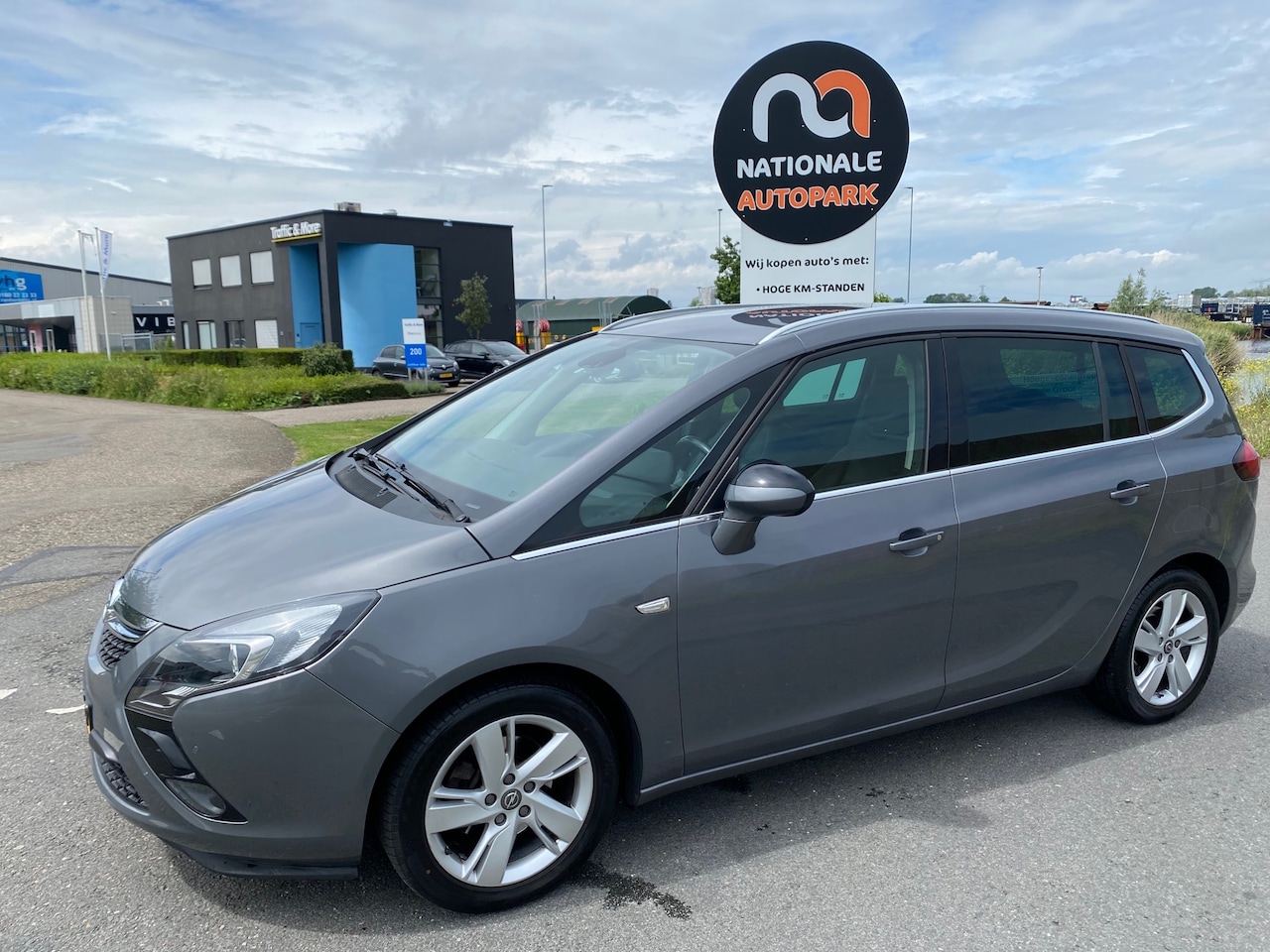 Opel Zafira Tourer - 2016 * 1.4 Business+ 7p. * LMV * ELEC. RAMEN * AIRCO * - AutoWereld.nl