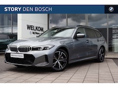 BMW 3-serie Touring - 330e M Sport Automaat / Trekhaak / Sportstoelen / Comfort Access / Achteruitrijcamera / St