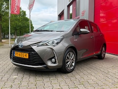 Toyota Yaris - 1.5 Hybrid Executive / Automaat / Unieke km stand 29.221km / nwe banden en heel recent beu