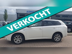 Mitsubishi Outlander - 2.0 PHEV Instyle