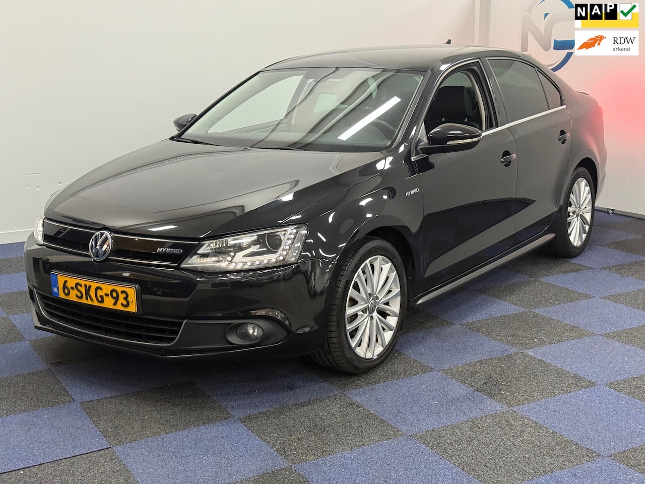 Volkswagen Jetta - 1.4 TSI Hybrid Highline / AUTOMAAT / NAP / DEALER ONDERHOUDEN - AutoWereld.nl