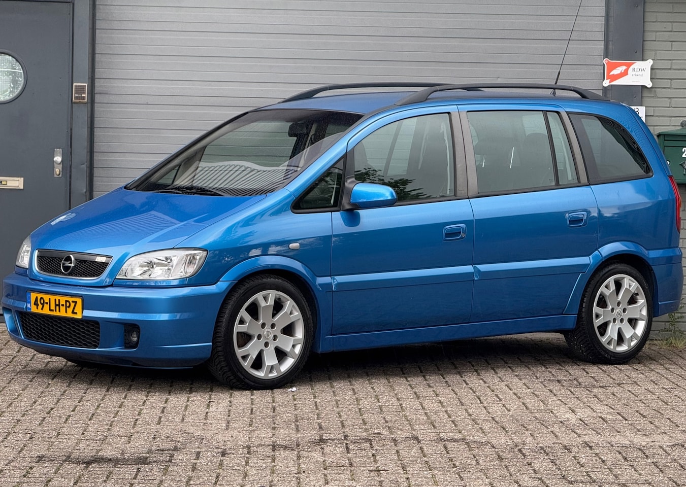 Opel Zafira - 2.0-16V OPC 2.0-16V OPC - AutoWereld.nl