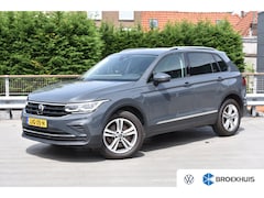 Volkswagen Tiguan - 1.4 TSI eHybrid Business Plus PHEV | STUURVERW. | CAMERA | NAVIGATIE | FULL LED | DAB+