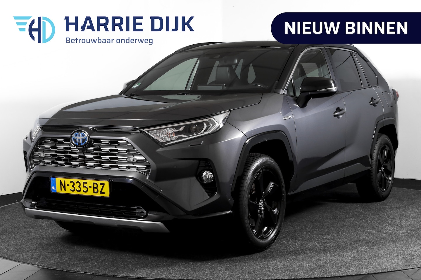 Toyota RAV4 - 2.5 Hybrid Bi-Tone | Adapt. Cruise | Winterpakket | PDC | Camera | App. Connect | ECC | El - AutoWereld.nl