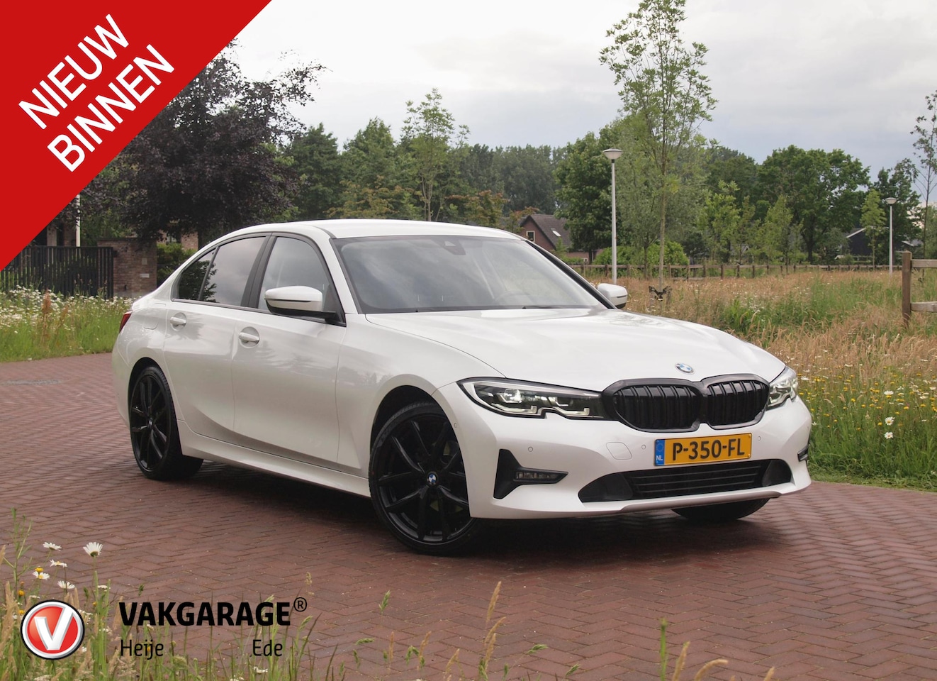 BMW 3-serie - 320i Business Edition Plus | Camera | Apple Carplay | Leer | Cruise Control | Dealeronderh - AutoWereld.nl