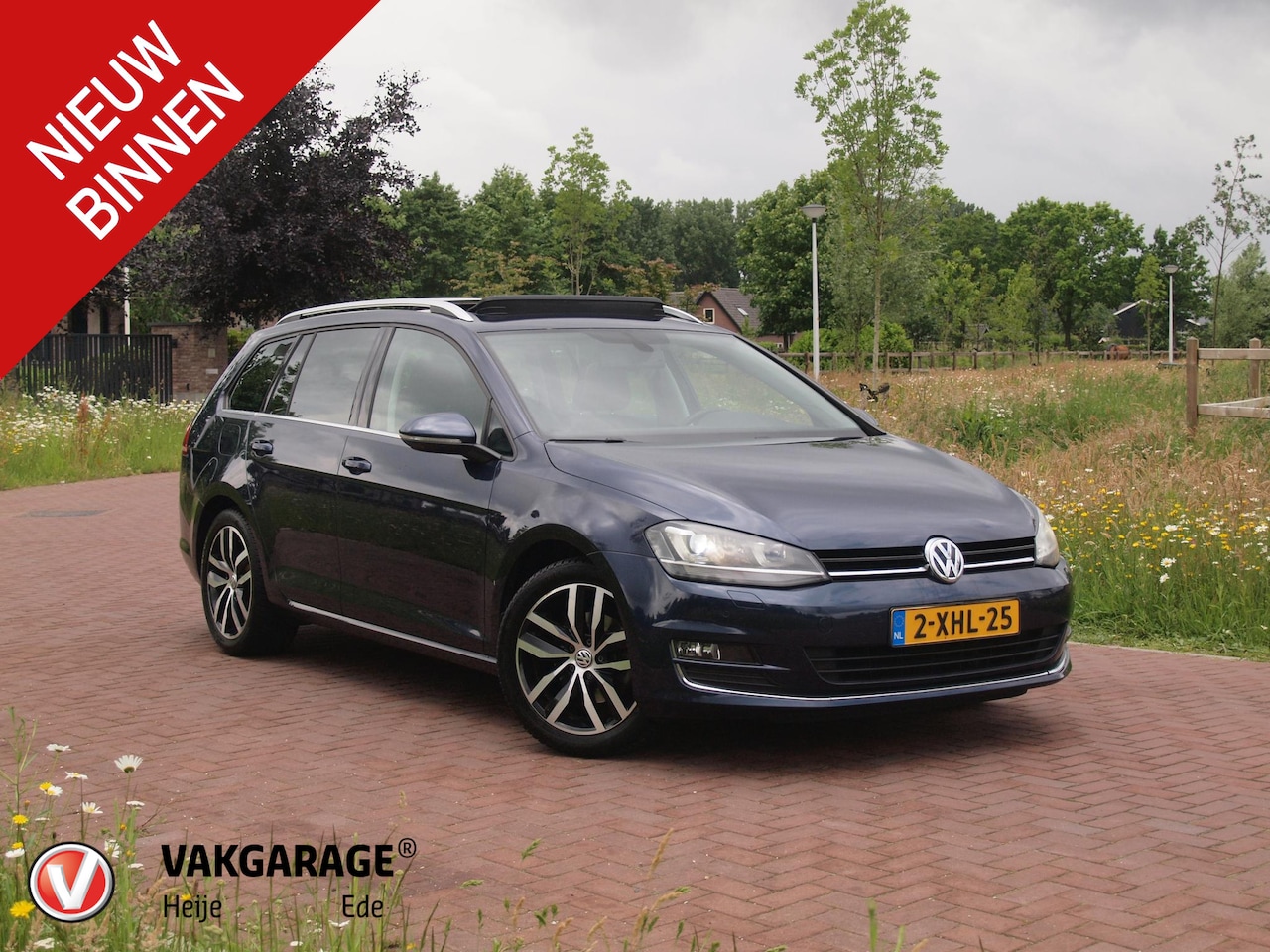 Volkswagen Golf Variant - 1.4 TSI Highline | Panoramadak | Camera | Trekhaak | Cruise Control | DAB | - AutoWereld.nl