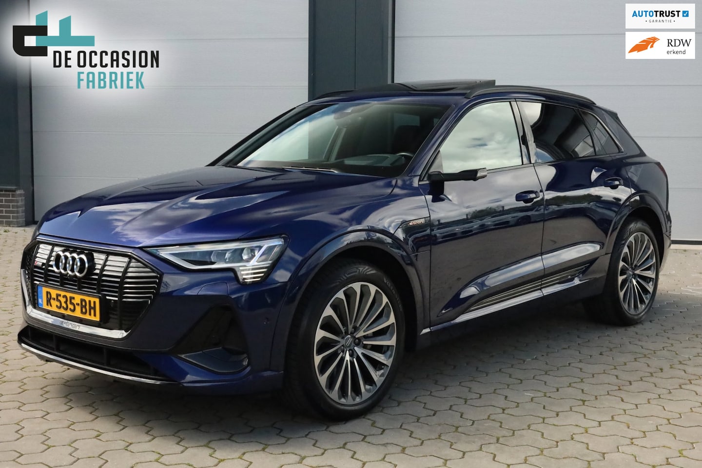 Audi e-tron - 55 quattro Plus 95 kWh S-Line Pano Keyless Trekhaak B&O Softclose - AutoWereld.nl