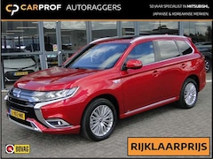 Mitsubishi Outlander - 2.4 Phev Instyle I Trekhaak I Schuifdak I Lederen bekleding I Standverwarming