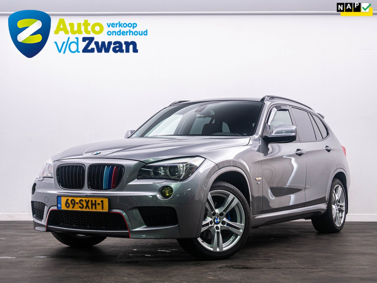 BMW X1 - SDrive20i Business M-pakket/Trekhaak/Navi/Clima! - AutoWereld.nl
