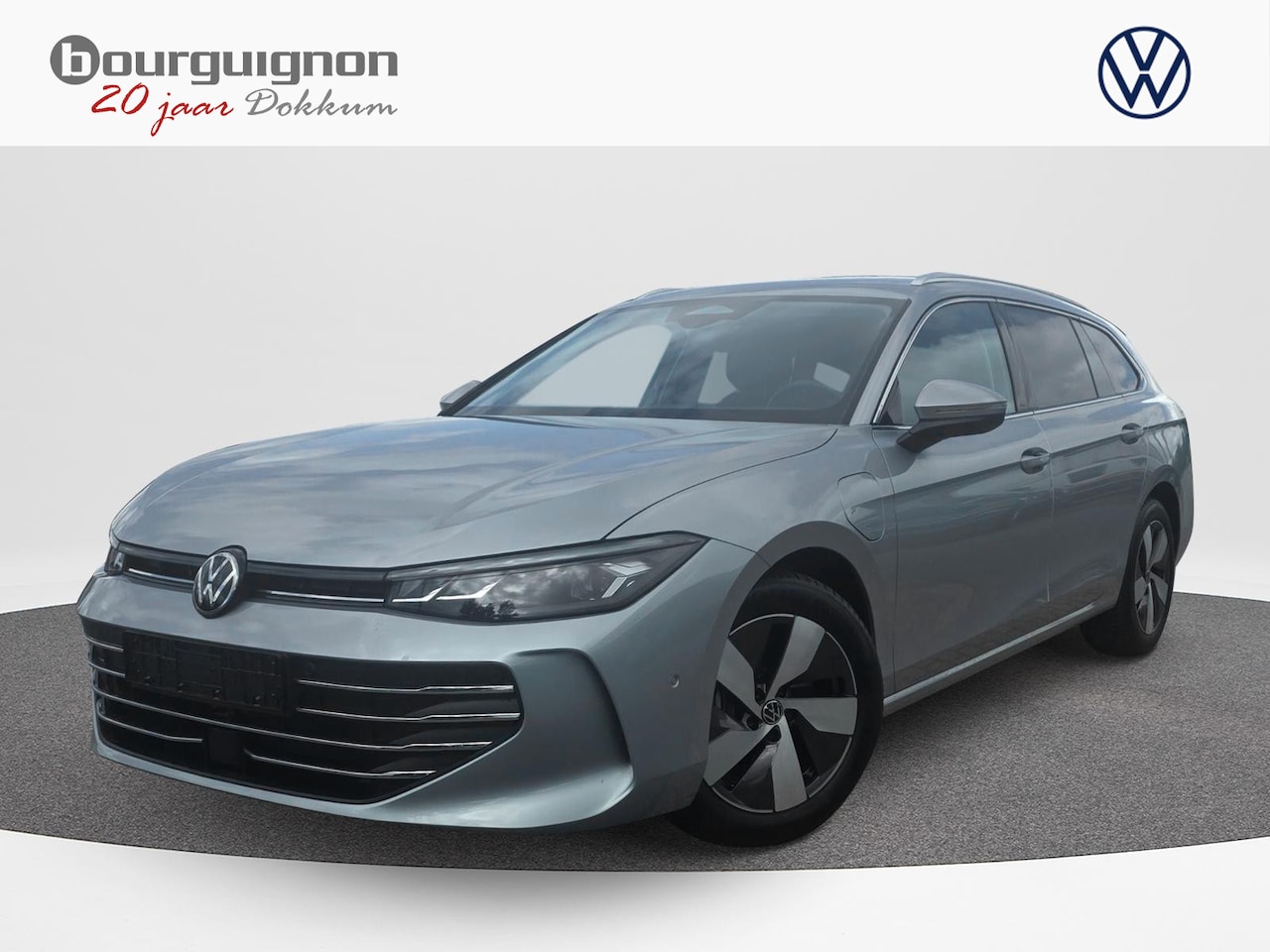 Volkswagen Passat Variant - 1.5 eHybrid Business PHEV |Trekhaak | LED | ACC | Elek. klep | A. Camera | HUD | - AutoWereld.nl