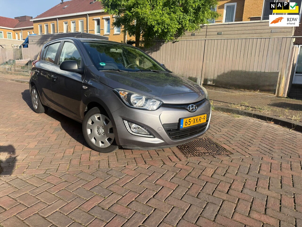 Hyundai i20 - 1.2i Business Edition *45DKM* - AutoWereld.nl