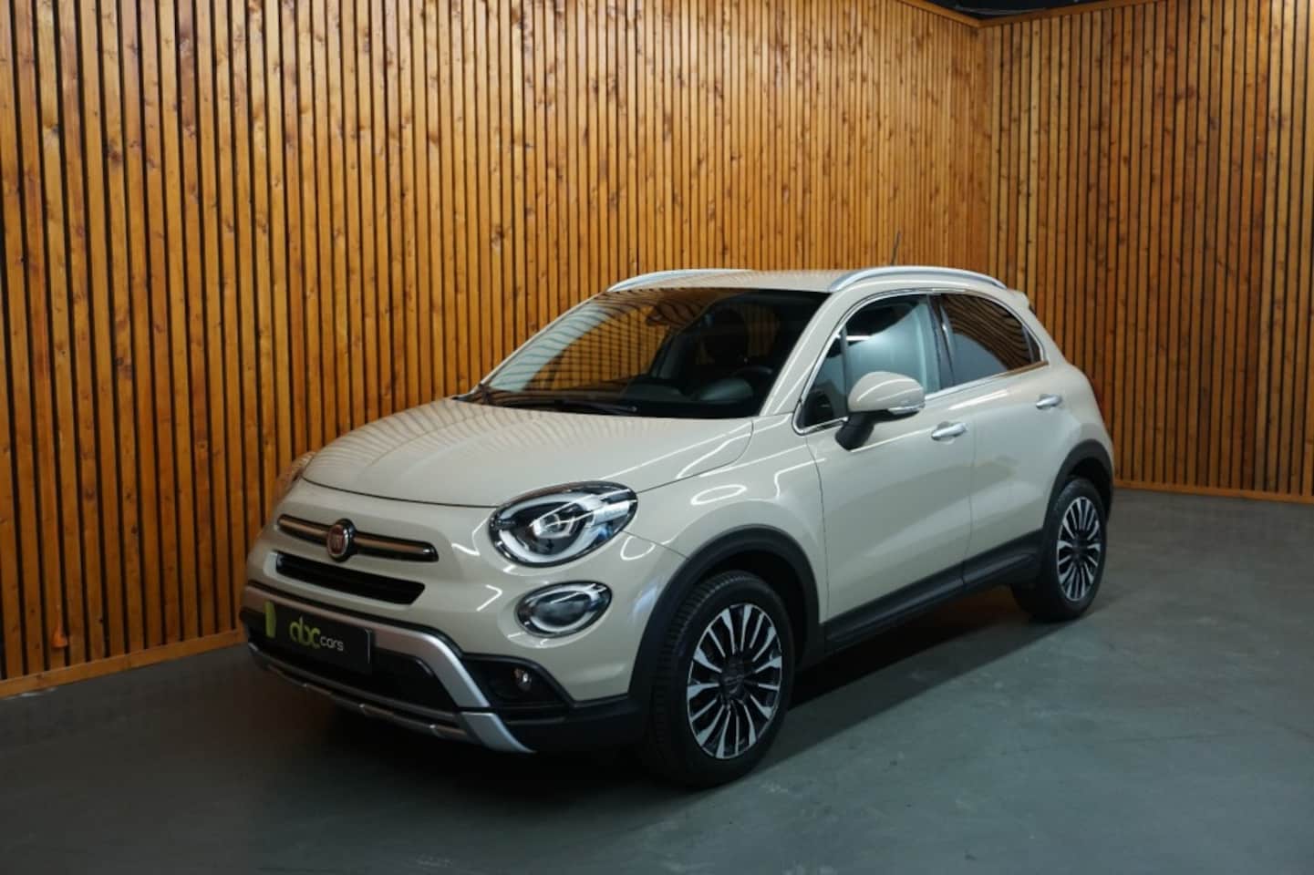Fiat 500 - 1.0 GSE URBAN OPENING EDITION  APPLE CARPLAY / AIRCO / NAVIGATIE - AutoWereld.nl