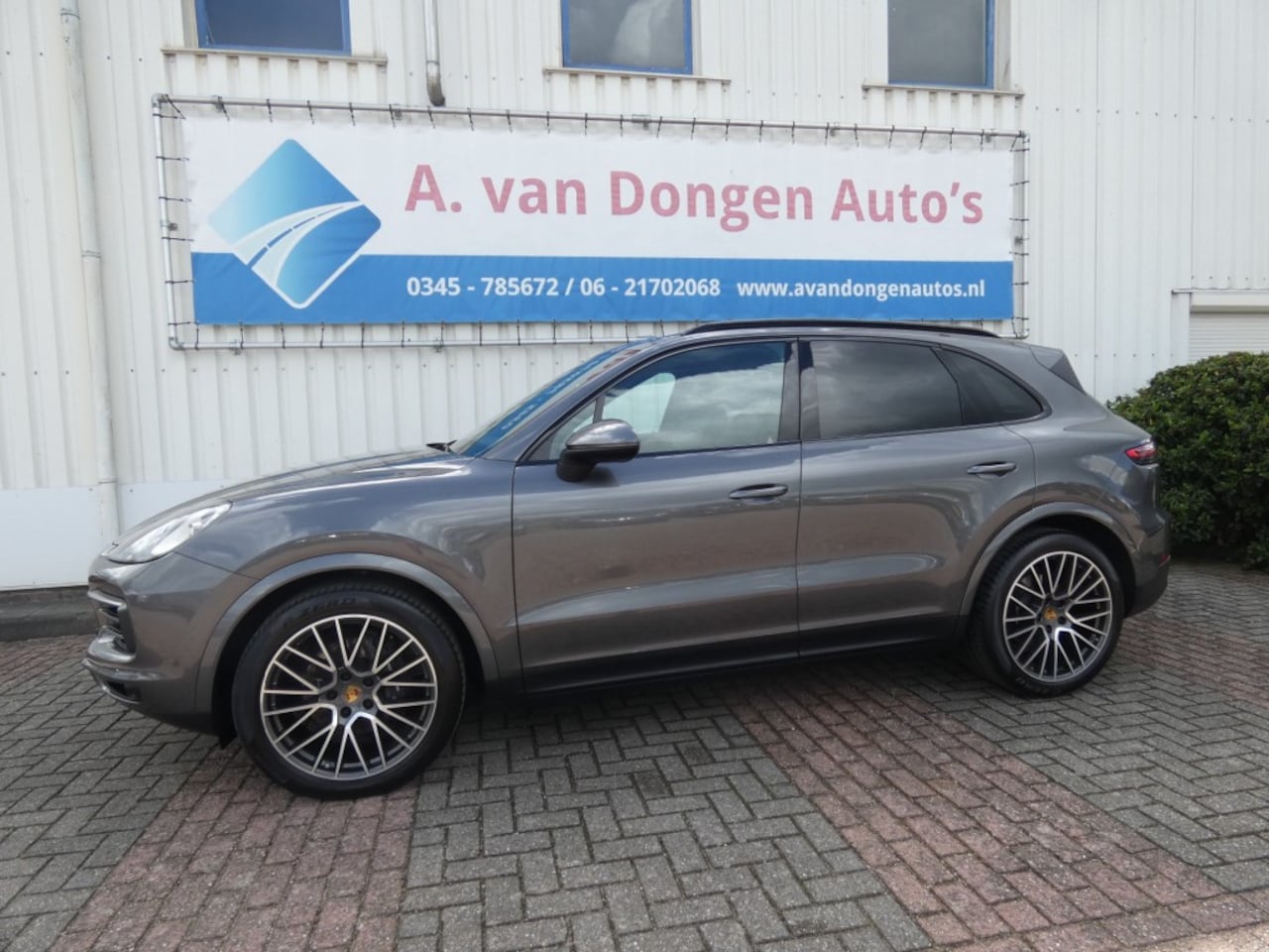 Porsche Cayenne - 3.0 3.0,DealerOH,Pano,Bose,Luchtv,Trhaak,Sportuitlaat - AutoWereld.nl