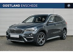 BMW X1 - sDrive20i xLine Automaat / Sportstoelen / Comfort Access / Achteruitrijcamera / Head-Up /