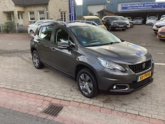 Peugeot 2008 - 1.2 PURET. BLUE LION