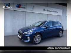BMW 2-serie Active Tourer - 230e xDrive | Head-Up Display | Elektrisch verstelbare en verwarmbare stoelen | Glazen pan