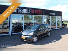 Toyota Aygo - 1.0-12V Aspiration Green Airco/5deurs/NAP/Elektr-Pakket