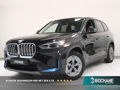 BMW iX1 - xDrive30 Launch Edition 67 kWh | PANO | Camera | SoH 94, 4 % | Sportstoelen | Matrix LED |