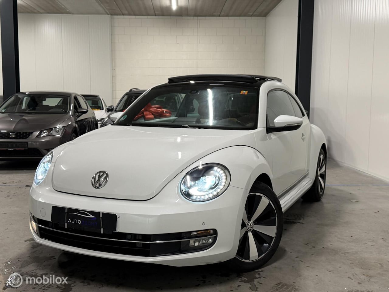 Volkswagen Beetle - 1.4 TSI CUP | Pano | Fender Bass | Stoelve - AutoWereld.nl