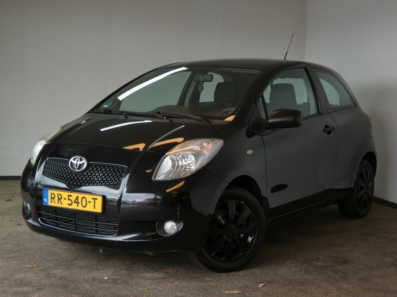 Toyota Yaris - 1.0 VVTi NWE APK - AutoWereld.nl