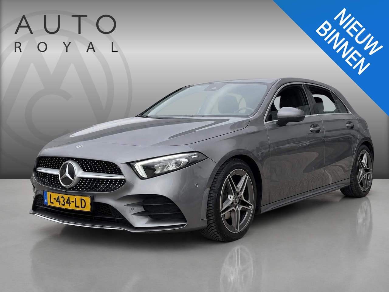 Mercedes-Benz A-klasse - 200 Premium Plus AUTOMAAT| CAMERA| NAVIGATIE| SPORT INTERIEUR| AIRCO/ECC| CRUISECONTROL| P - AutoWereld.nl