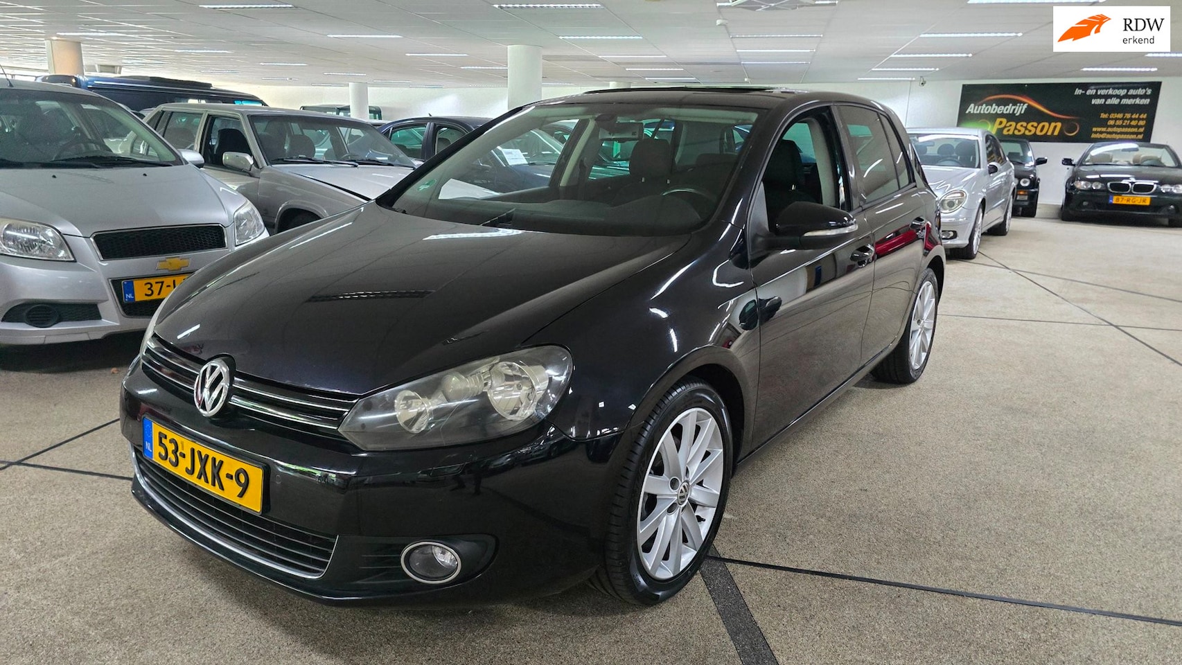 Volkswagen Golf - 1.4 TSI Highline veel opties schuifdak multistuur stoelverwarming. Automaat! - AutoWereld.nl