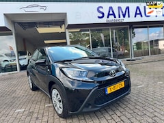 Toyota Aygo X - 1.0 VVT-i MT Play