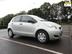 Toyota Yaris - 1.0 VVTi Acces