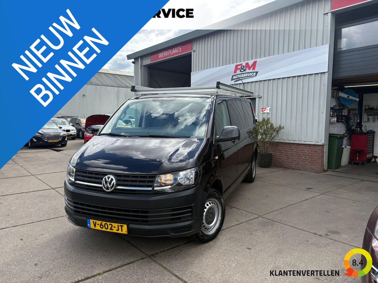 Volkswagen Transporter - 2.0 TDI L2H1 Trendline Airco, pdc achter, imperiaal, trekhaak - AutoWereld.nl