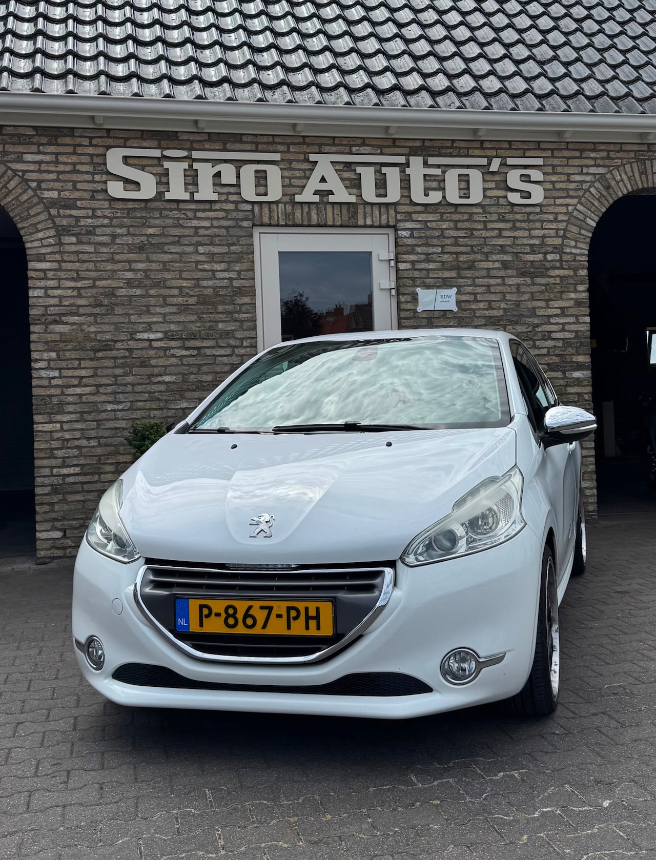 Peugeot 208 - 1.4 VTi Access zeer nette auto - AutoWereld.nl