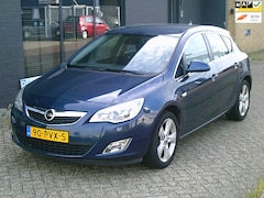 Opel Astra - 1.6 Edition Airco LM-V Navi Cruise Trekhaak