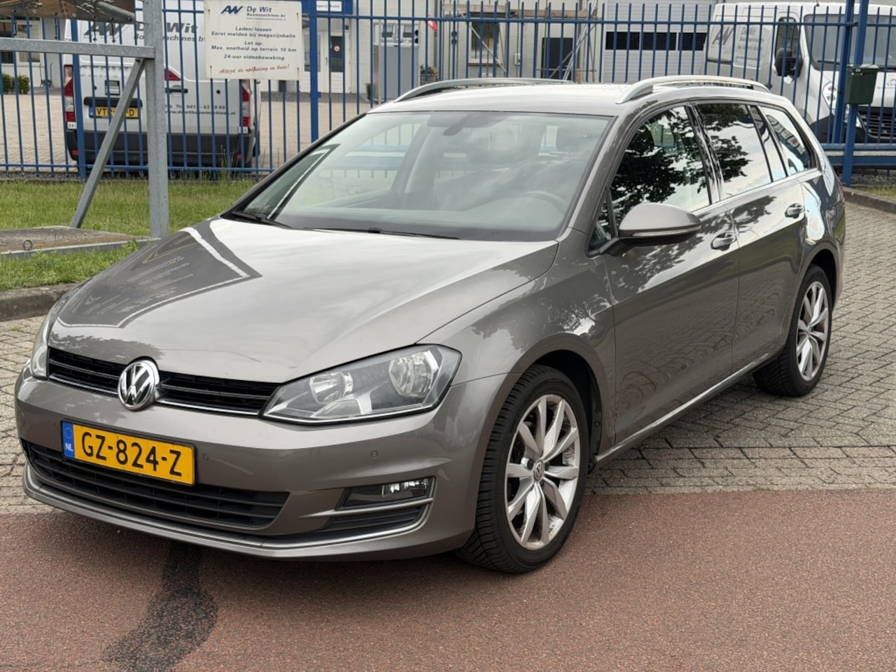 Volkswagen Golf Variant - 1.6 TDI Bns Edition - AutoWereld.nl
