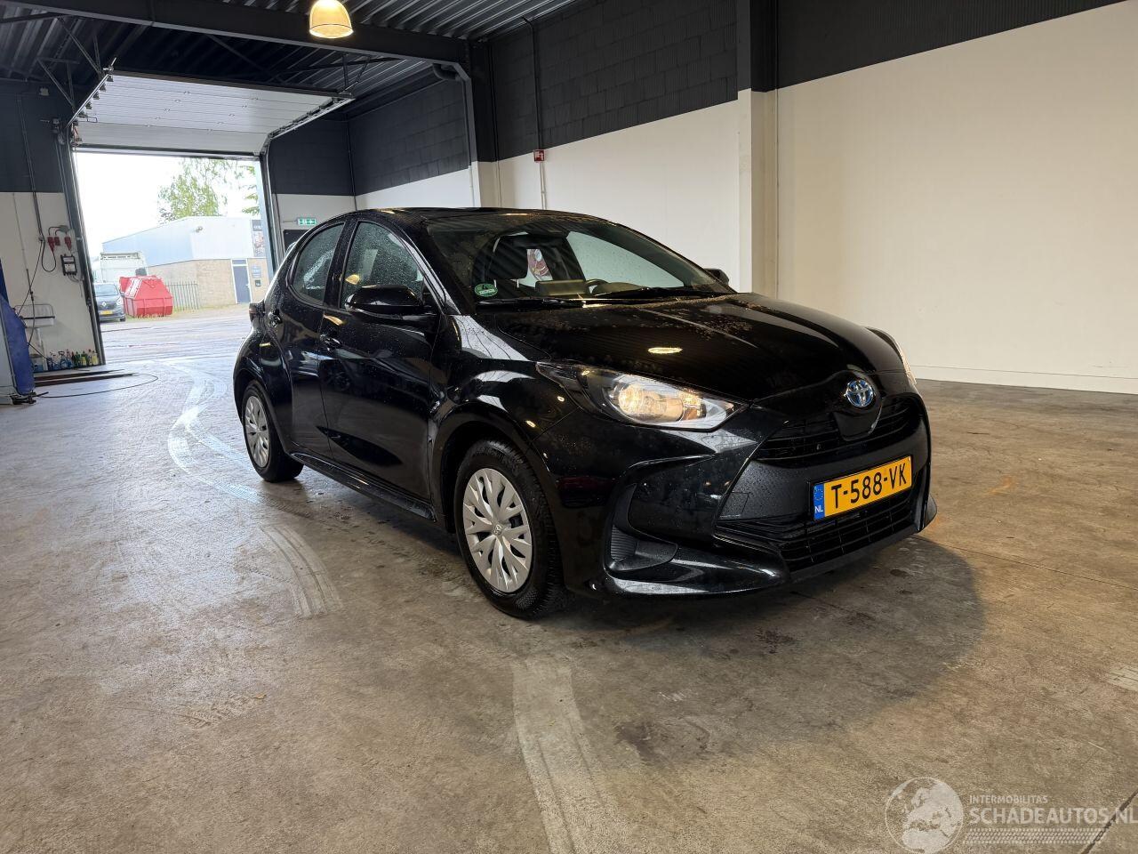 Toyota Yaris - 1.5 Hybrid Active NAP!