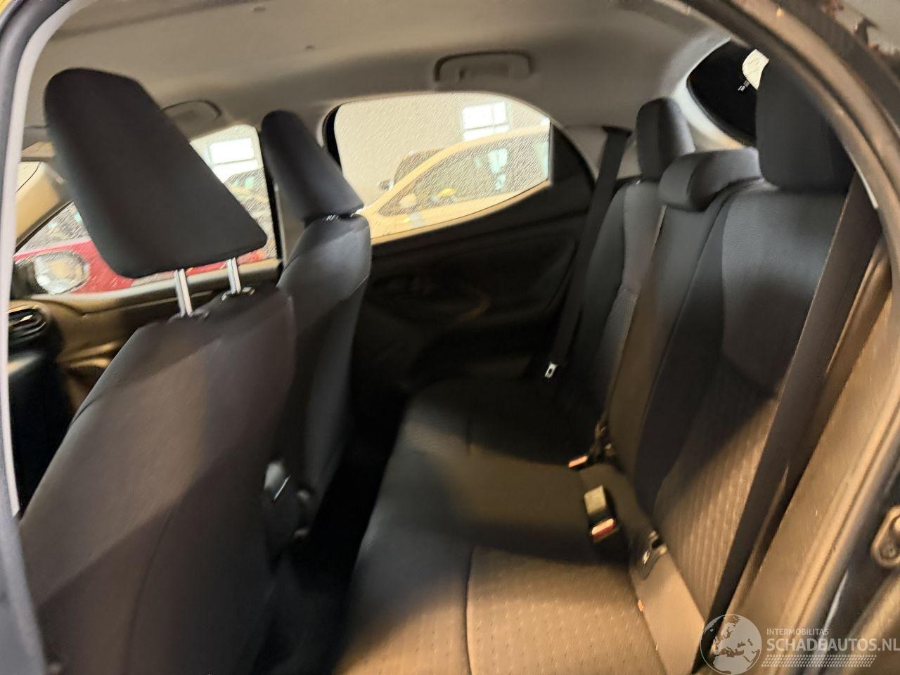 Toyota Yaris - 1.5 Hybrid Active NAP!