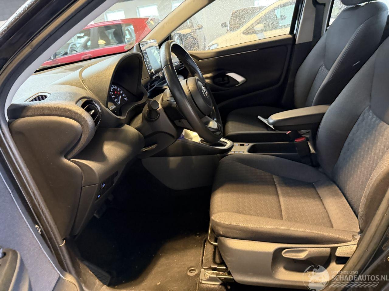 Toyota Yaris - 1.5 Hybrid Active NAP!