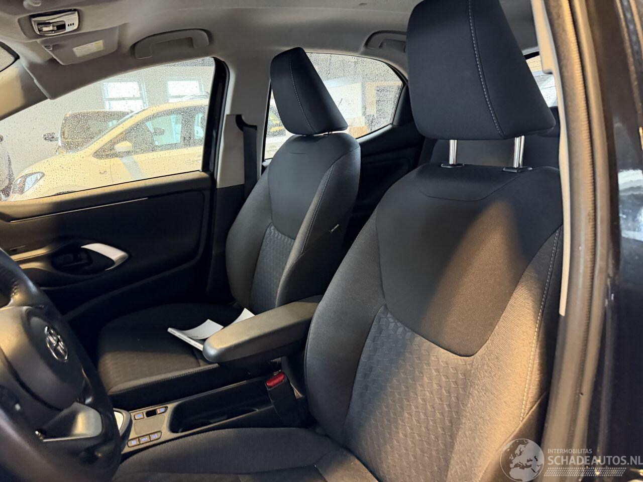 Toyota Yaris - 1.5 Hybrid Active NAP!