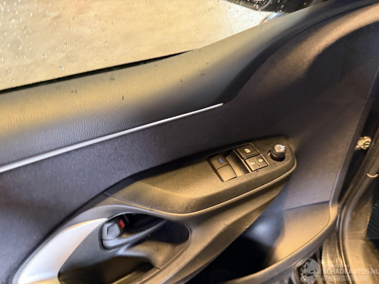 Toyota Yaris - 1.5 Hybrid Active NAP!
